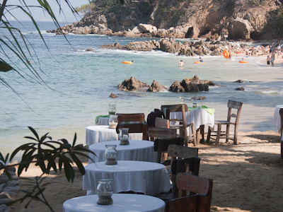 Vallarta MedVentures Las Caletas Beach Hideaway Tour, Beach Dining